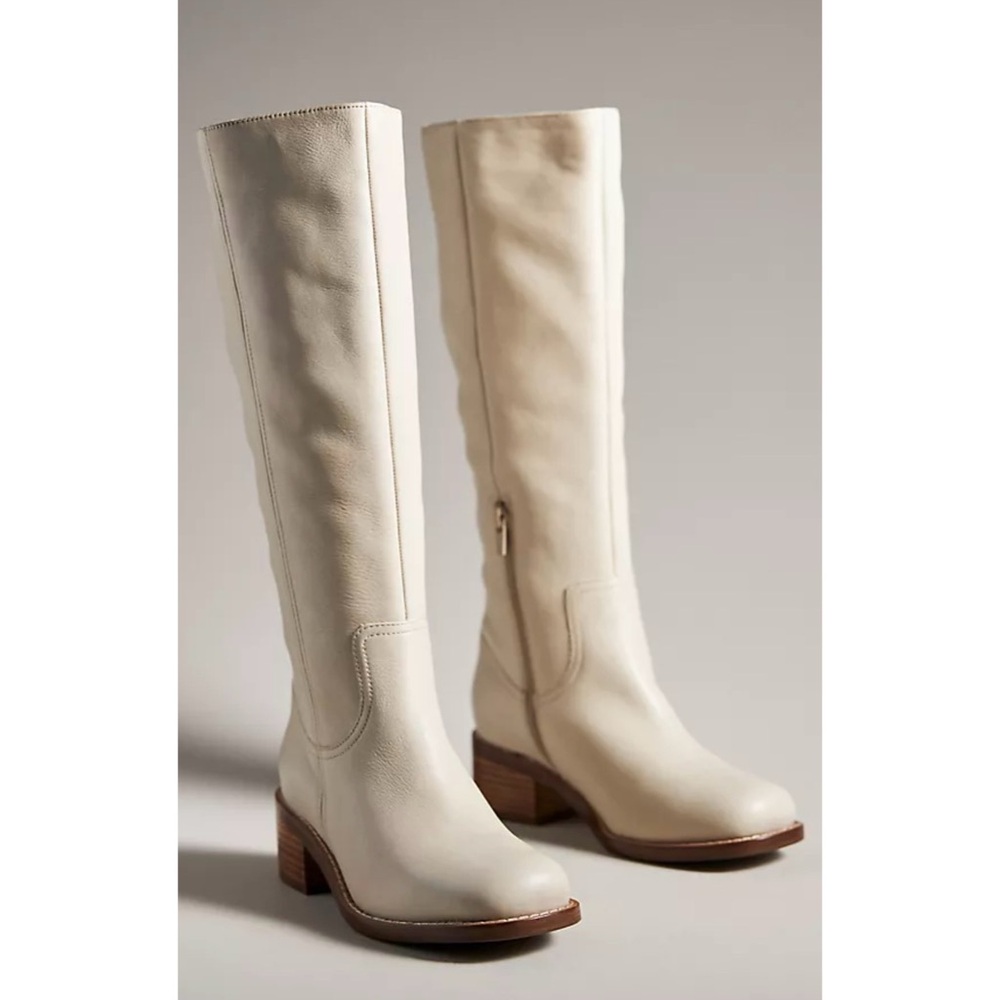 Seychelles Cream Heeled Boots - woman’s 6.5 but fits like a 7!!